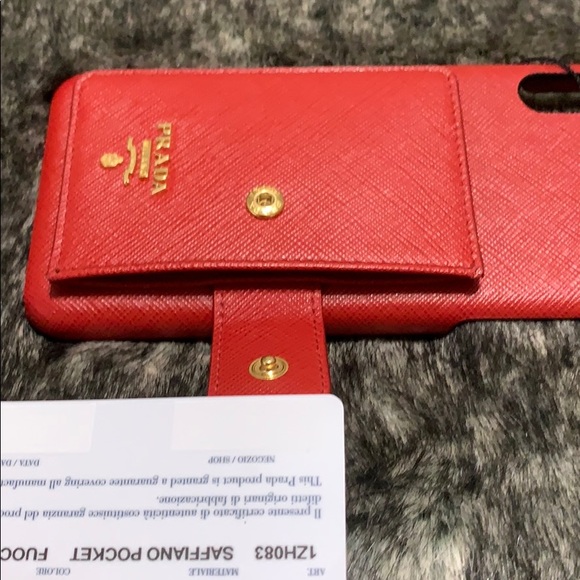 Authentic PRADA IPhone XS MAX case - Picture 4 of 10